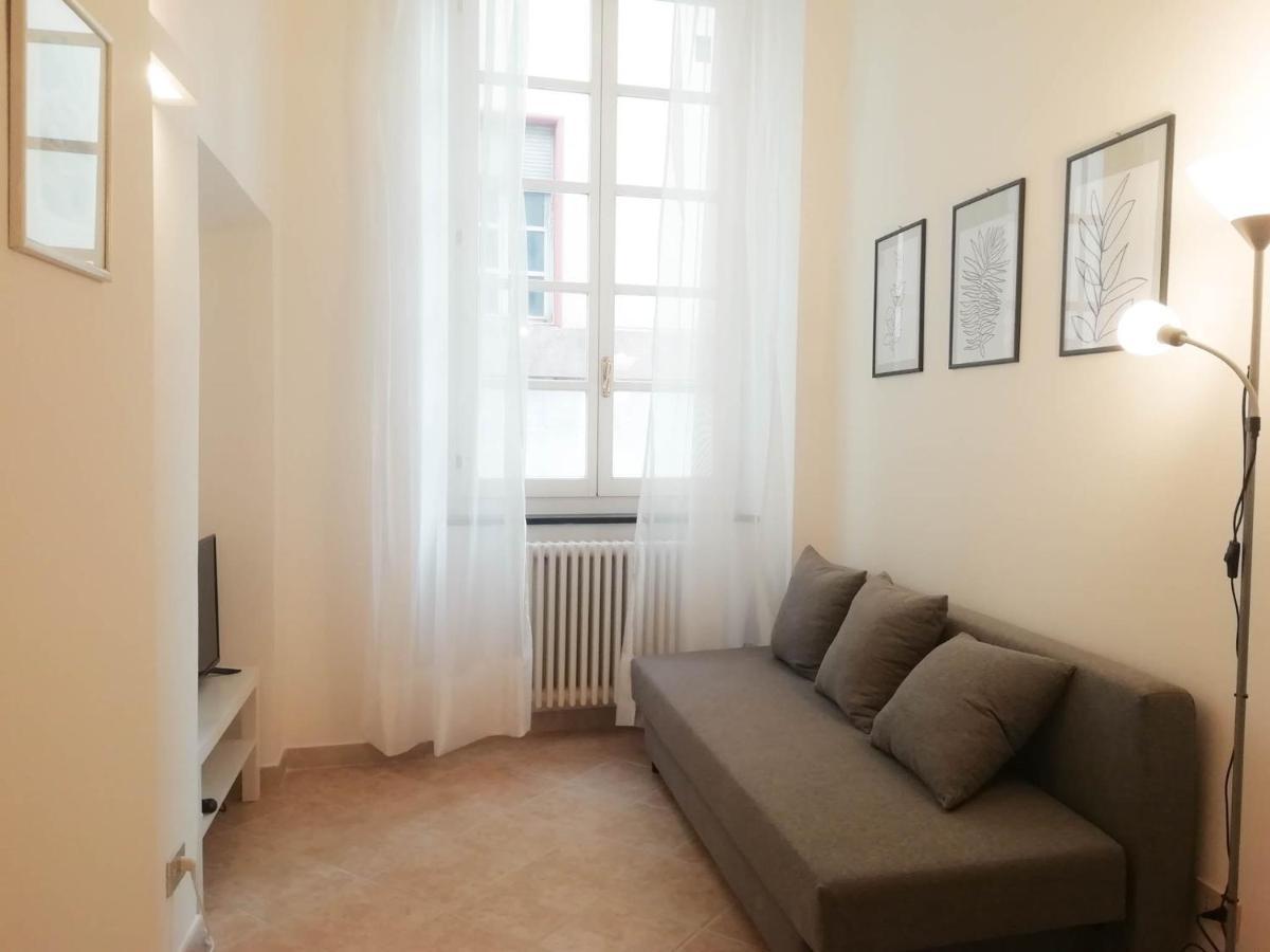 Mistrangelohome 5 - Appartamento In Pieno Centro Savone Extérieur photo