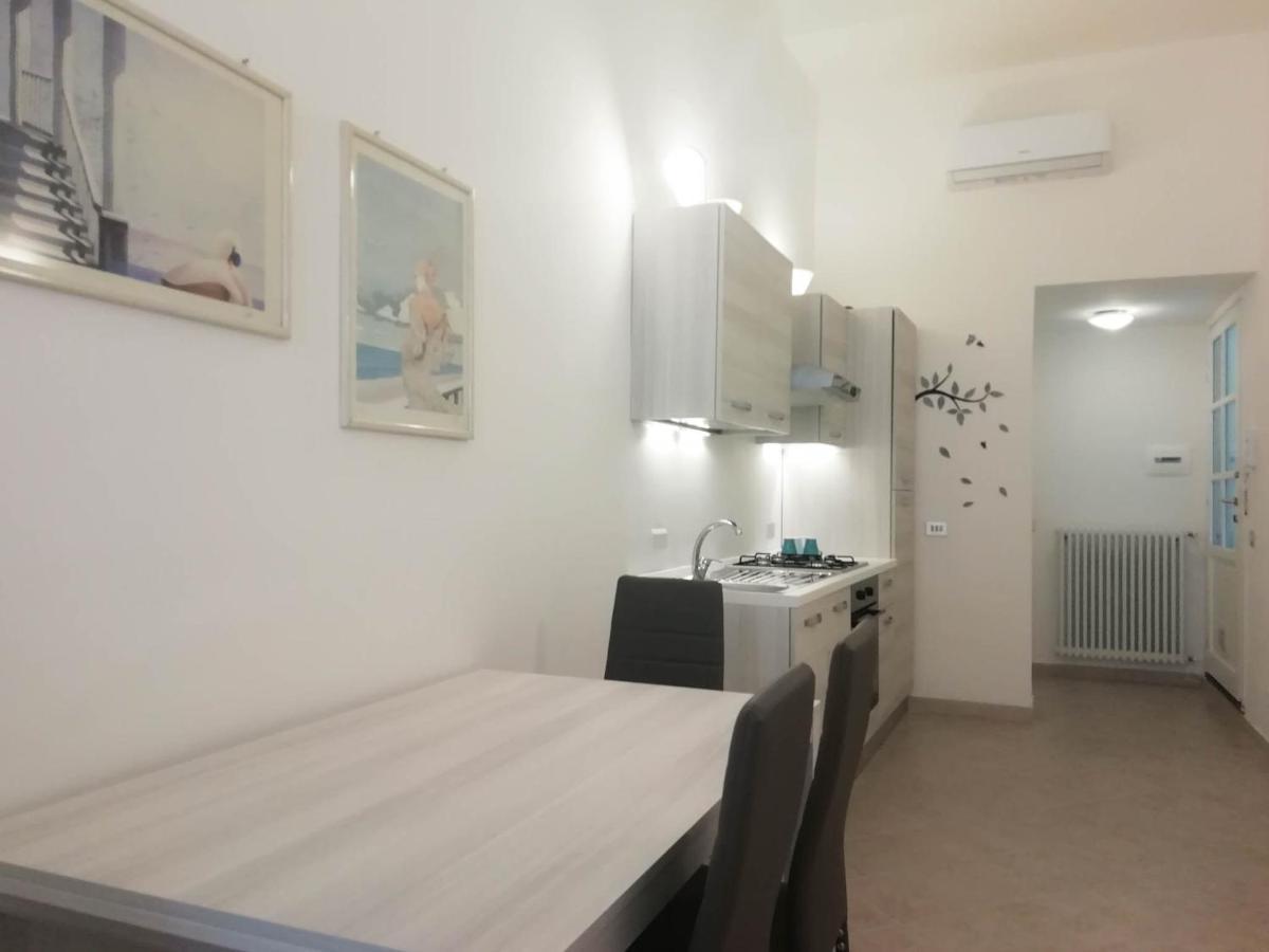 Mistrangelohome 5 - Appartamento In Pieno Centro Savone Extérieur photo